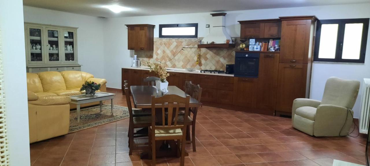 Studio Seminterrato Villa Armonia Iun:P2030 Orosei Luaran gambar